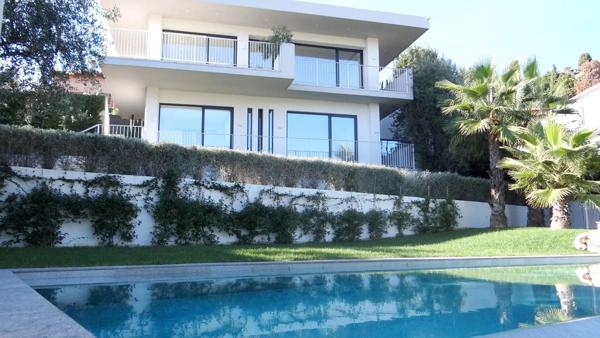 Vente Villa 6 pièces 185 m2 à Roquebrune-Cap-Martin
