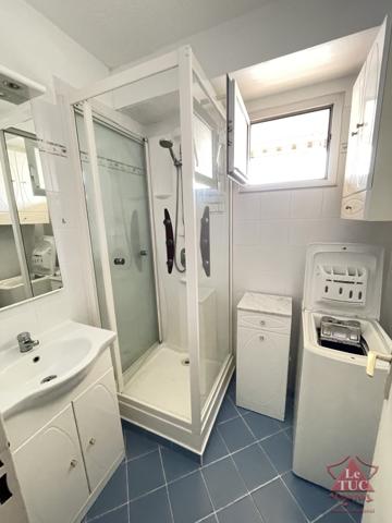 2 pièces, parking. 2 terrasses, deux salles de bains, 2 wc Cavalaire-sur-Mer (83240)