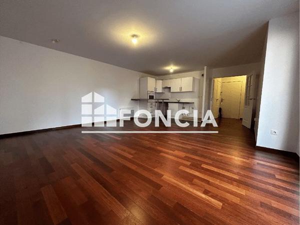 Location Appartement 3 pièces 72.2 m² - 36 RUE MONTESQUIEU Nanterre 92000