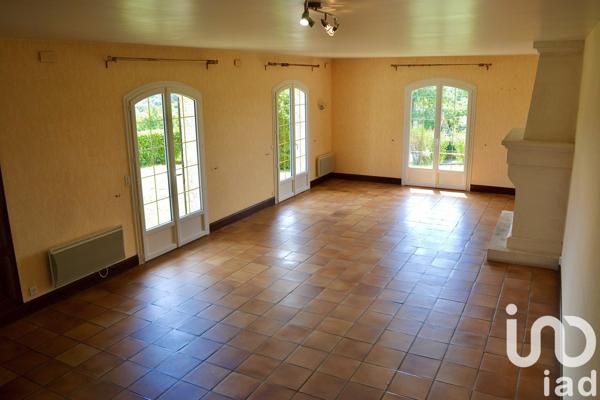 Maison d’architecte 8 pièces de 182 m² à Le Blanc (36300)