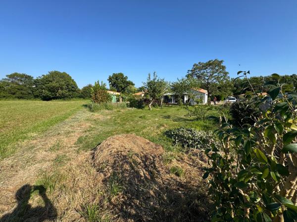 Terrain à vendre – Sainte-Foy – 682 m²