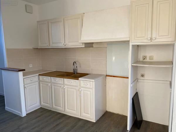Location - Appartement Saint-André-de-l'Eure 27220 3 pièces 52 m 2