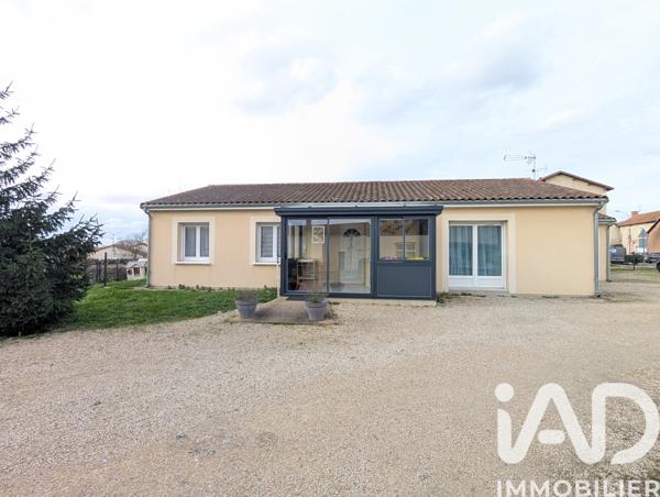 Maison à vendre 5 pièces 119 m² Fleuré