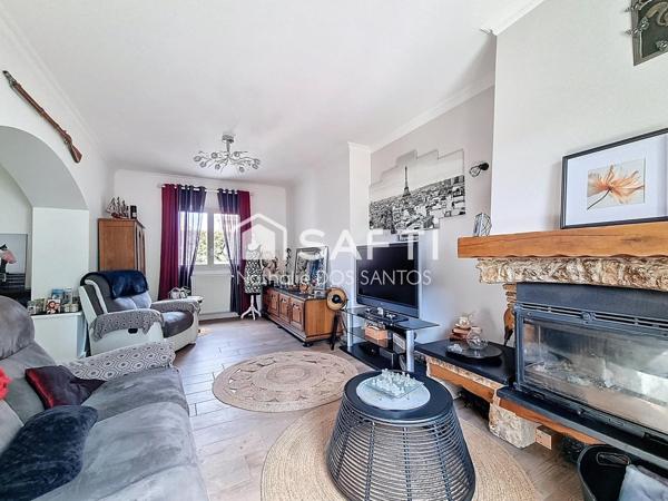 Maison pleine de charme élevée sur un sous sol total