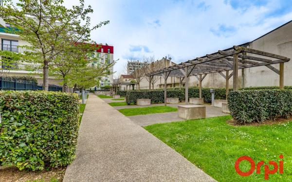 Appartement à vendre    4 pièces • 90,89 m2 Aubervilliers