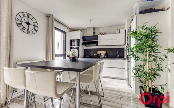 Appartement à vendre    4 pièces • 90,89 m2 Aubervilliers