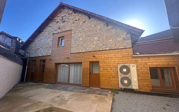 Maison à vendre    5 pièces •  Saint-Hilaire-Bonneval