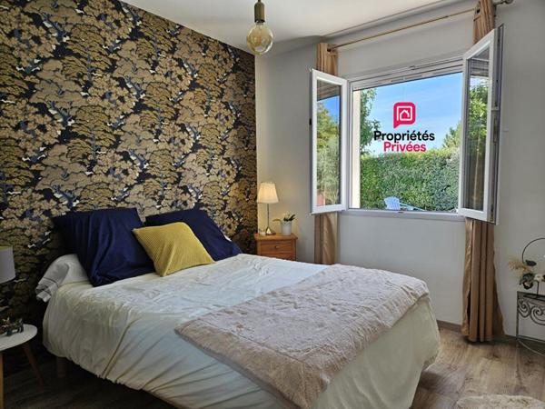 Maison plain-pied 95 m² - 3 chambres - piscine - garage - terrain 660 m² - Boé