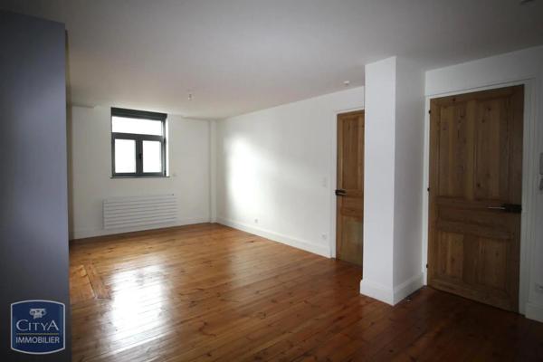 Appartement à louer 3 pièces 68m² Cambrai (59400)