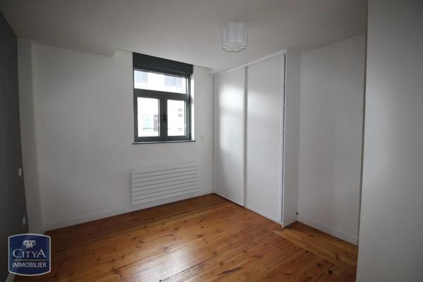 Appartement à louer 3 pièces 68m² Cambrai (59400)