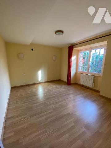 Maison de caractère à SAINT AGNAN SUR ERRE