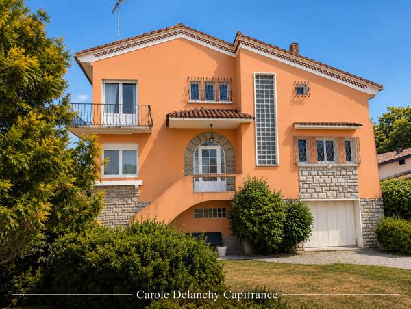 Maison d'architecte, 170 m² + 90 m² sur terrain de 1500 m² à AIRE SUR L'ADOUR (40)