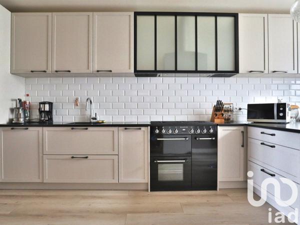 Appartement 4 pièces de 139 m² à La Roche-Bernard (56130)