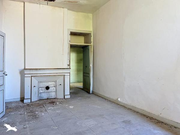 Immeuble 56 000 € Excideuil 247 m² DPE