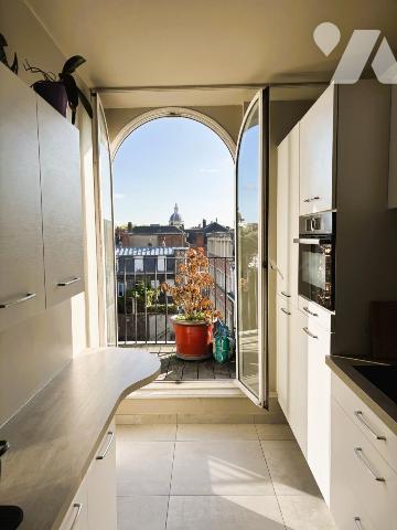 LILLE Vieux Lille T2 avec terrasse et Parking au sein de la Résidence les Hespérides