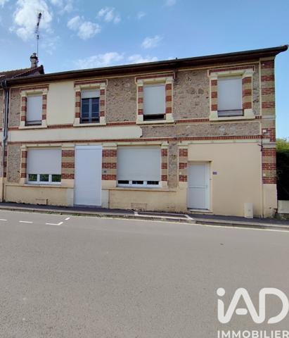 Immeuble à vendre 200 m² Mailly-le-Camp