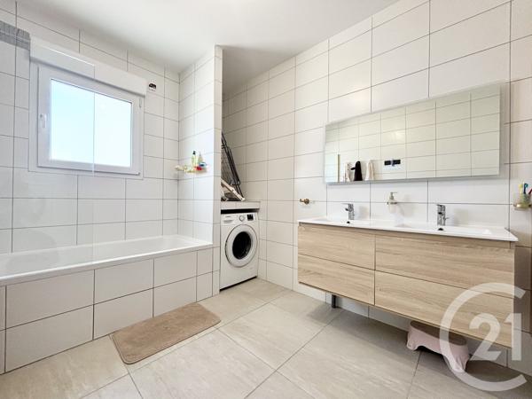 Maison à vendre  6 pièces - 197,51 m 2   PANAZOL  - 87