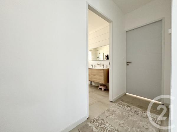 Maison à vendre  6 pièces - 197,51 m 2   PANAZOL  - 87