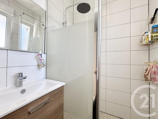 Maison à vendre  6 pièces - 197,51 m 2   PANAZOL  - 87