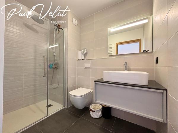 Appartement à vendre Alpe d’Huez – 4 chambres, dernier étage, vue panoramique