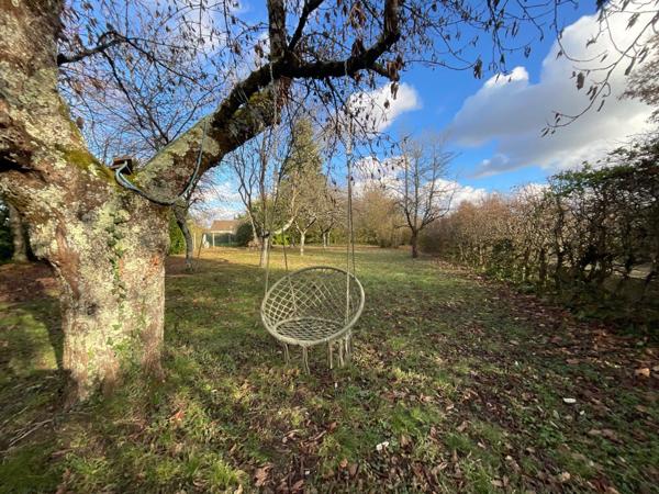 Maison ancienne entièrement rénovée – Grand jardin clos de 2 792 m²