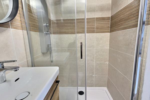 Immeuble de rapport à Béziers 4 appartements + cave