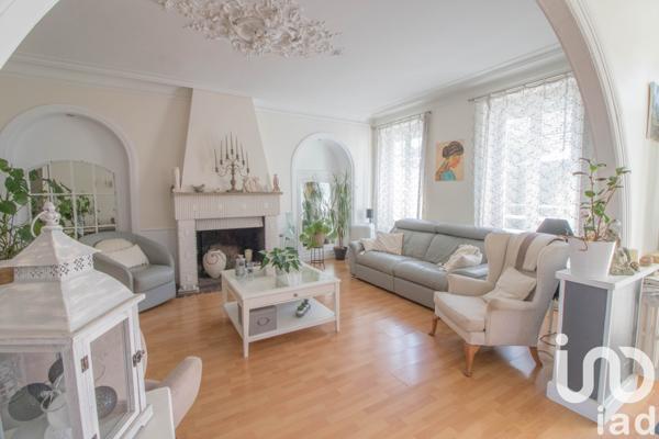 Maison à vendre 8 pièces 220 m² Nanteuil-lès-Meaux