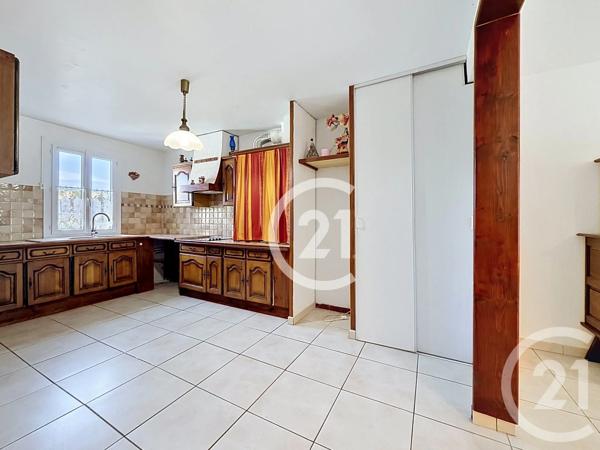 Maison à vendre  5 pièces - 103,95 m 2   ST MARTIN DE CRAU  - 13