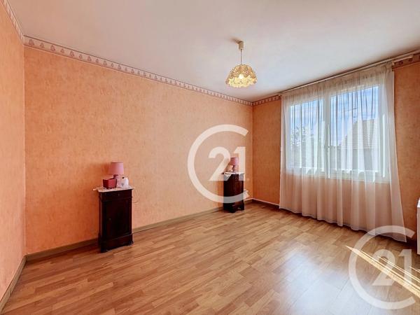 Maison à vendre  5 pièces - 103,95 m 2   ST MARTIN DE CRAU  - 13
