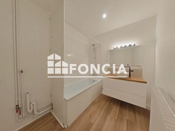 Location Appartement 4 pièces 72.01 m² - 9 AVENUE DE BOBIGNY Noisy Le Sec 93130