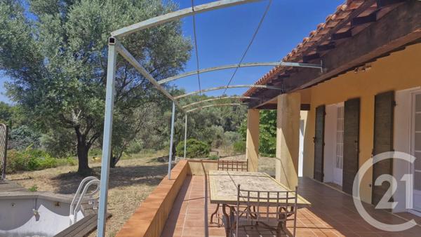 Maison à vendre  3 pièces - 63,10 m 2   LE BEAUSSET  - 83
