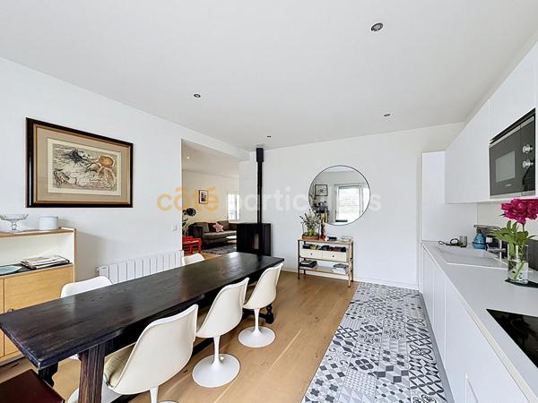 Vente
                Maison100 m² - 4 Pièces -
                    ANGLET (64600)