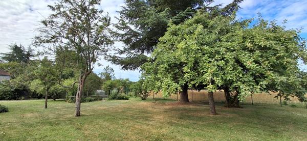 Maison spacieuse de 7 pièces à vendre à Levignen - Rare sur le marché !
