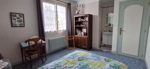 Maison spacieuse de 7 pièces à vendre à Levignen - Rare sur le marché !