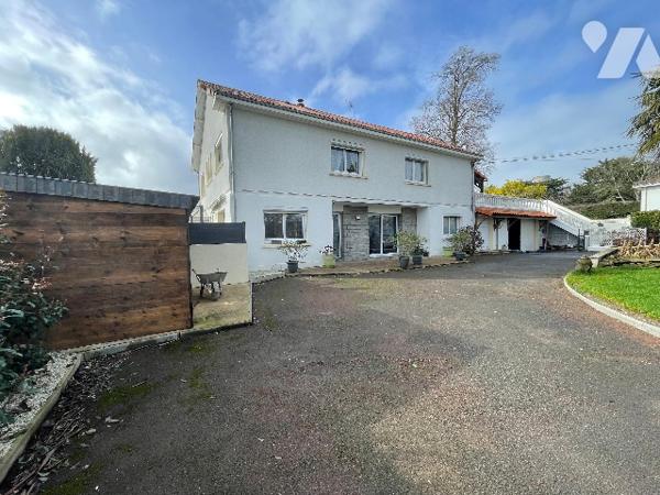 OPPORTUNITÉ RARE – Ensemble immobilier au cœur de Saint Florent Le Vieil