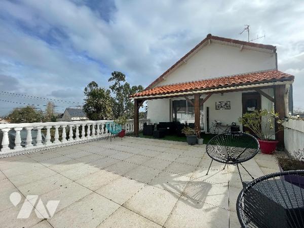 OPPORTUNITÉ RARE – Ensemble immobilier au cœur de Saint Florent Le Vieil