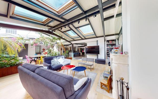 Maison à vendre    4 pièces • 241,56 m2 Asnières-sur-Seine