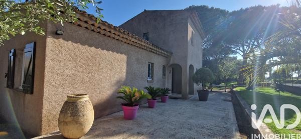 Maison à vendre 6 pièces 159 m² Vidauban