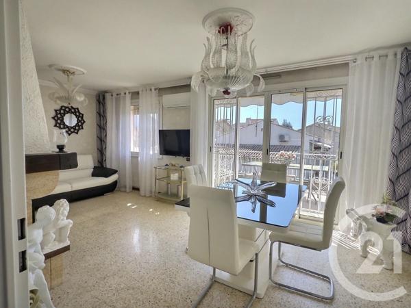 Maison à vendre  6 pièces - 93,76 m 2   LA LONDE LES MAURES  - 83
