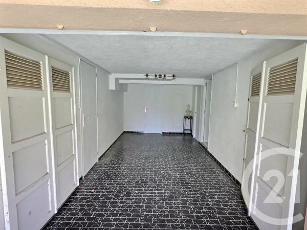 Maison à vendre  6 pièces - 93,76 m 2   LA LONDE LES MAURES  - 83