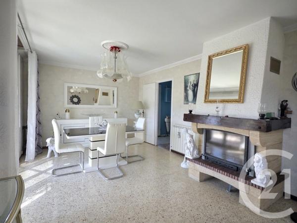 Maison à vendre  6 pièces - 93,76 m 2   LA LONDE LES MAURES  - 83