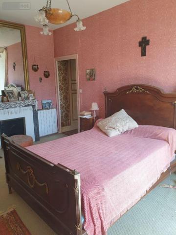 Maison à vendre à Neuvy-Saint-Sépulchre dans l'Indre (36230), ref : CG/112