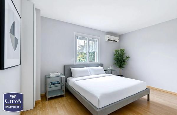 Maison à vendre 5 pièces 108m² Sainte-Foy-lès-Lyon (69110)