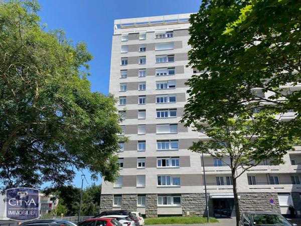Appartement à vendre 5 pièces 93m² Saint-Brieuc (22000)