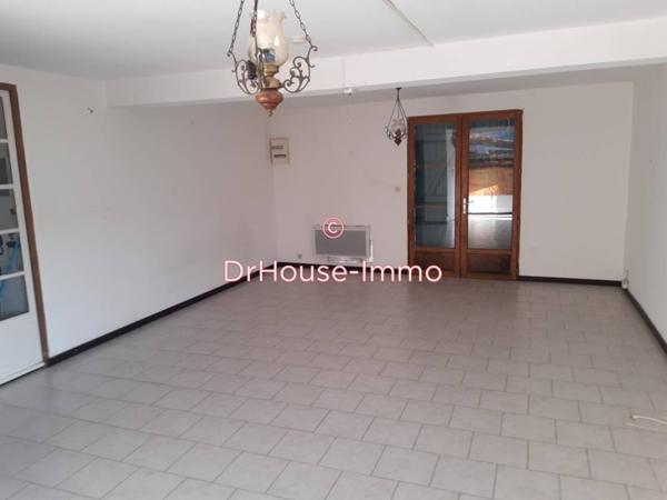 Maison à vendre 3 pièces de 965 m²