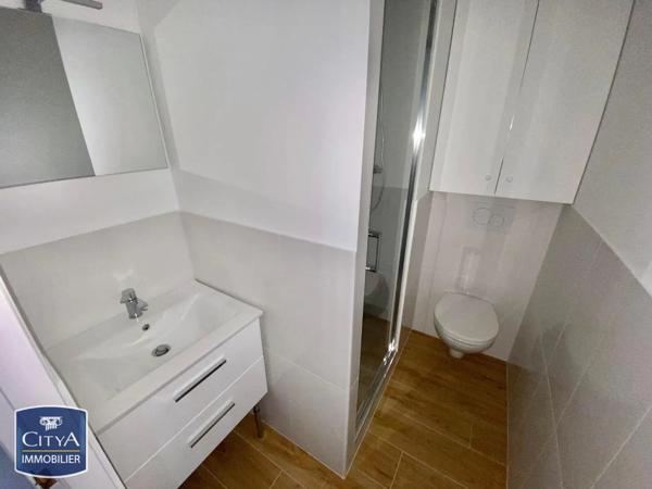Appartement à louer 1 pièce 20.65m² Toulon (83000)