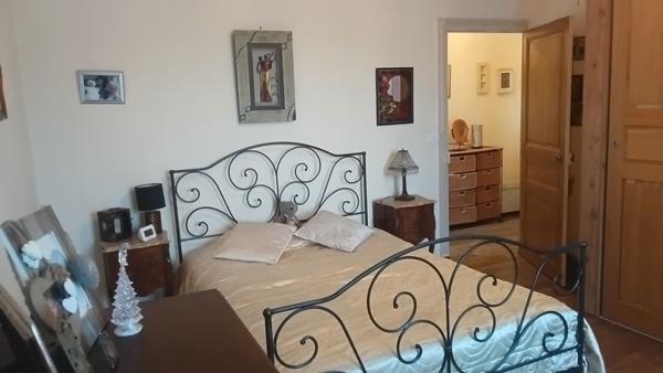 Maison de bourg et terrain