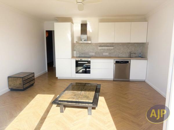 Appartement à vendre Les Sables D Olonne - 3 pièces, 57m² avec 1 chambre(s) à 222 810€ - AJP Immobilier Les Sables-d'Olonne
