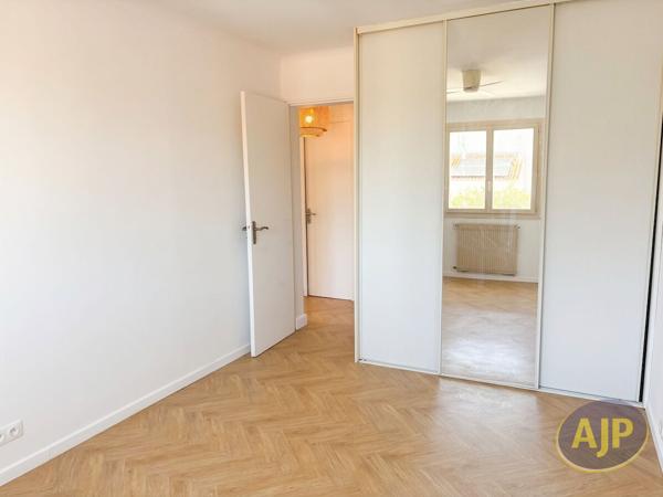Appartement à vendre Les Sables D Olonne - 3 pièces, 57m² avec 1 chambre(s) à 222 810€ - AJP Immobilier Les Sables-d'Olonne
