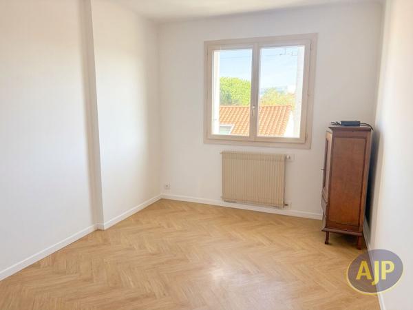 Appartement à vendre Les Sables D Olonne - 3 pièces, 57m² avec 1 chambre(s) à 222 810€ - AJP Immobilier Les Sables-d'Olonne